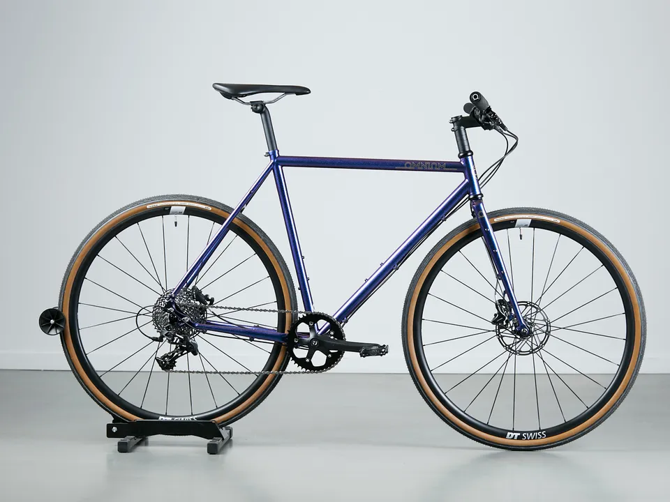 omnium-cxc-blurple-m-apex-v-lo-d-mo image 1