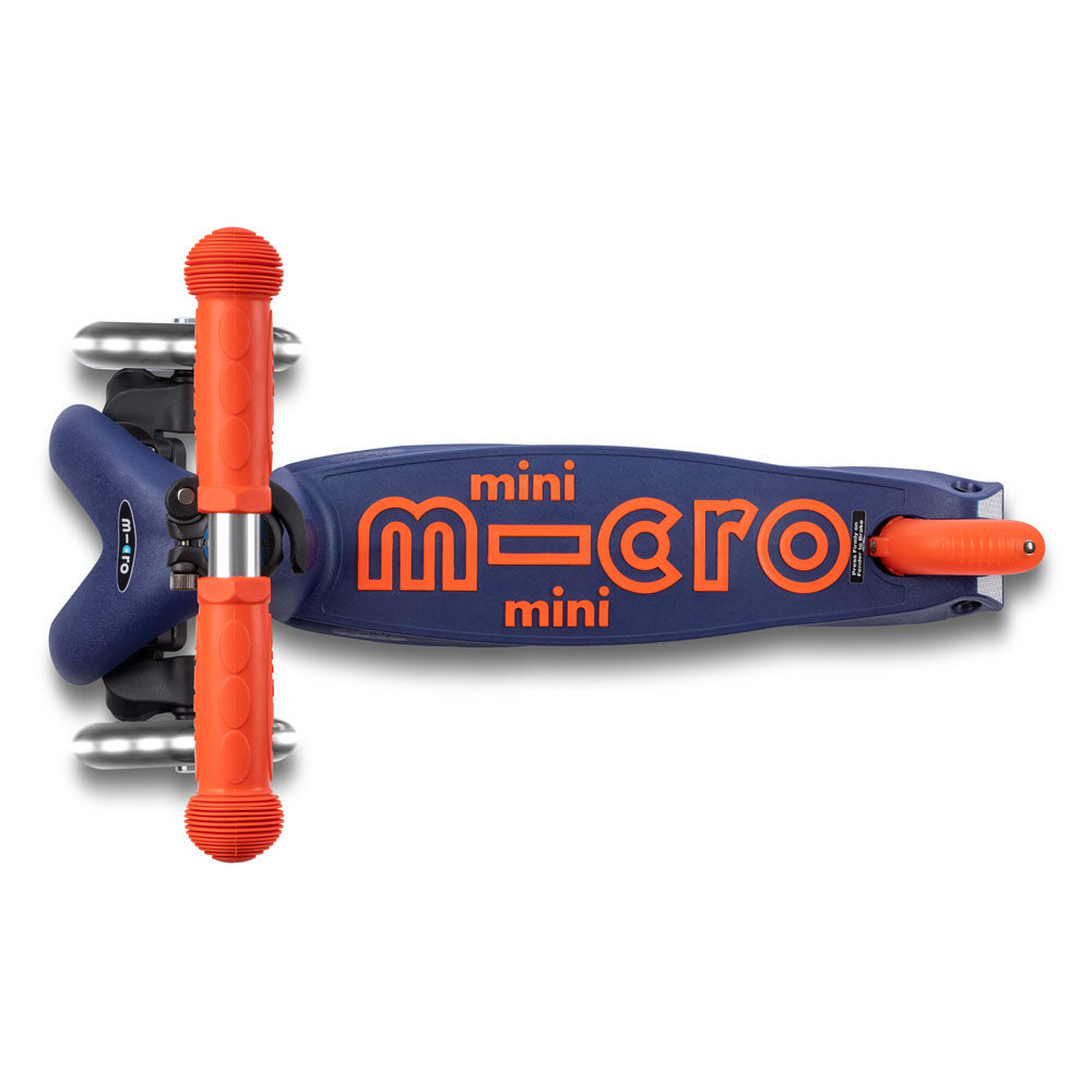 mini-micro-deluxe-led-pliable-bleu-trottinette-enfant image 3