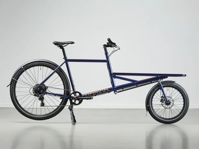 omnium-demo-cargo-blurple-small-apex-11-extender image 1