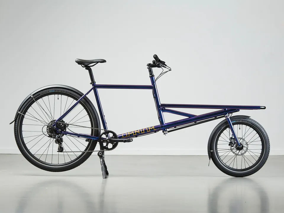 omnium-demo-cargo-blurple-small-apex-11-extender image 1