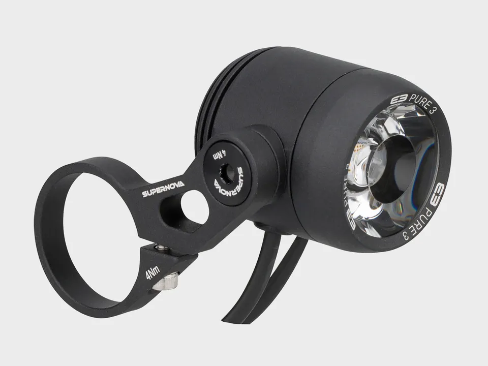 omnium-supernova-e3-pure3s-dynamo-light-clairage-avant-dynamo image 1