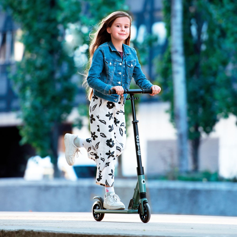 micro-sprite-suspension-vert-olive-trottinette-2-roues-pliable-adulte-enfant image 6