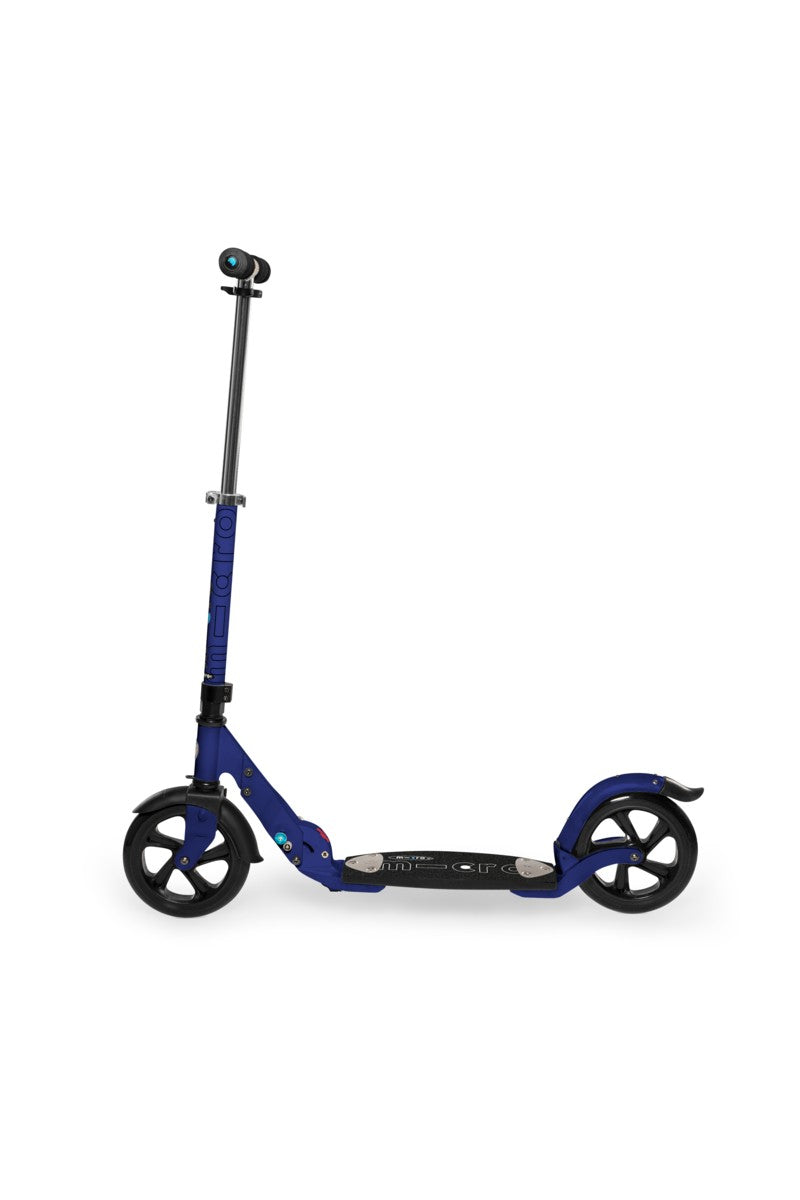 micro-flex-200-pu-trottinette-2-roues-bleue-plateau-suspendu image 5