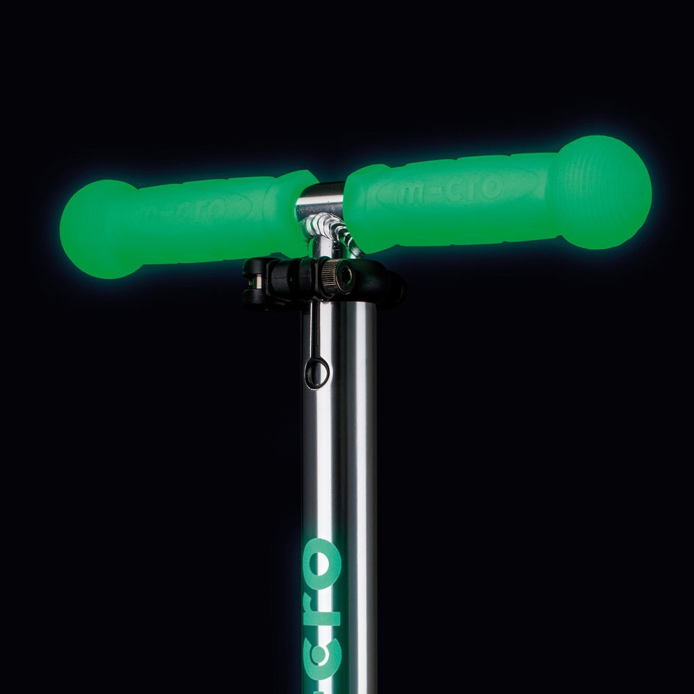 micro-mini-micro-deluxe-glow-led-trottinette-enfant-verte-2-5-ans image 4