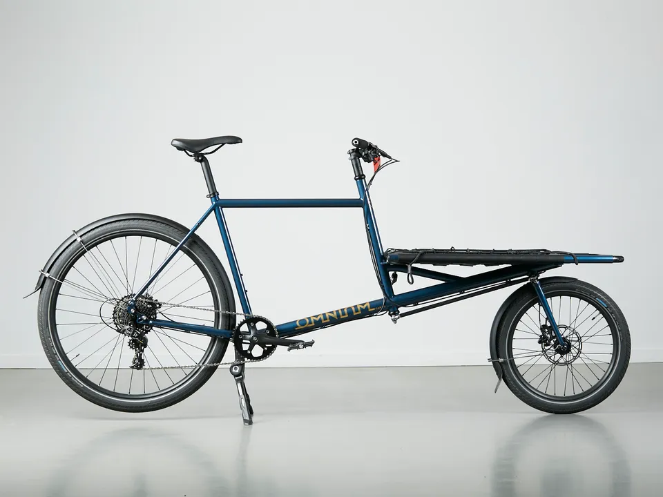 omnium-cargo-demo-large-apex-bleu-afternoon-v-lo-cargo image 1