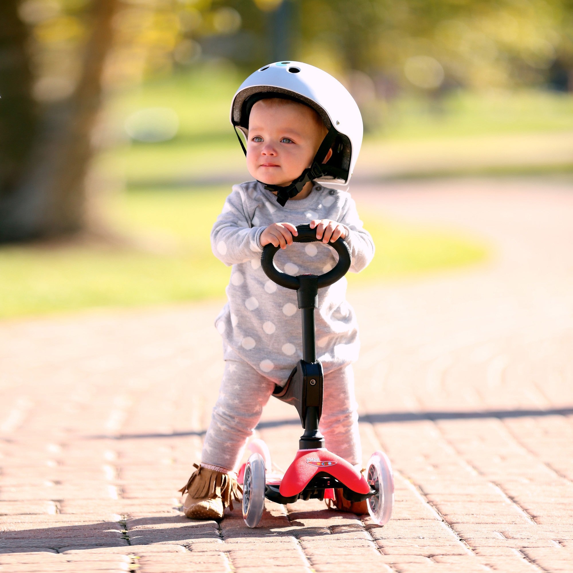 micro-mini-micro-3in1-deluxe-rouge-trottinette-volutive-1-5-ans-avec-si-ge image 3