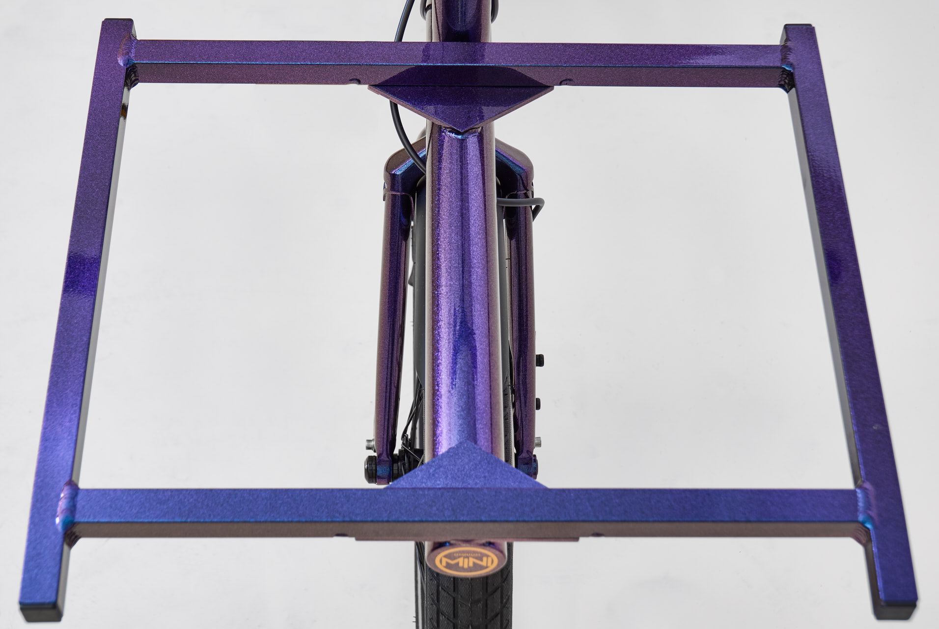 omnium-mini-wifi-v-lo-cargo-rack-avant-compact image 3