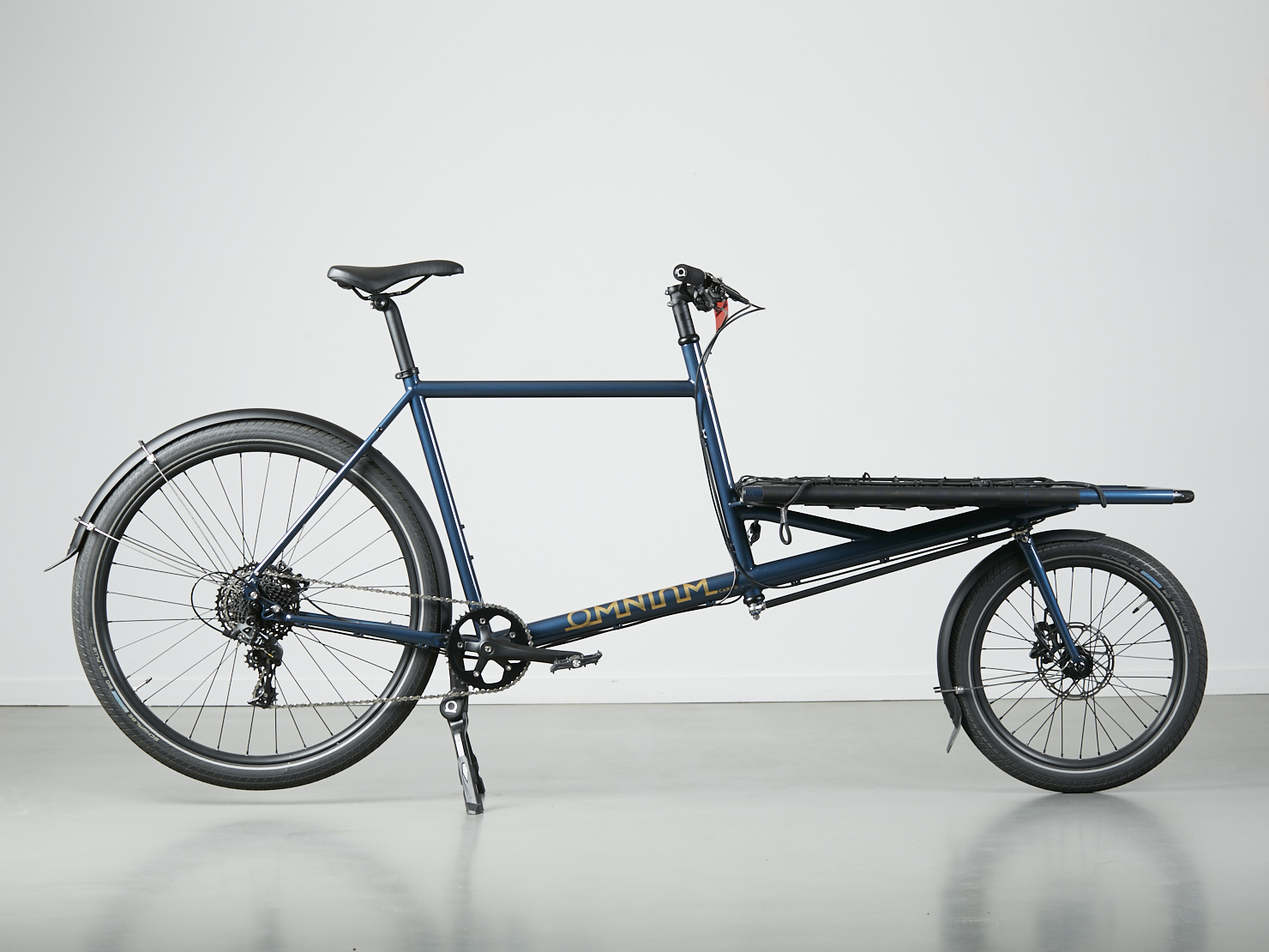 omnium-cargo-demo-large-apex-bleu-afternoon-v-lo-cargo image 1