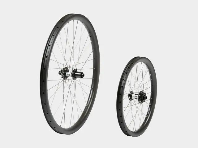 omnium-carbon-wheelset-paire-de-roues-carbone-cargo image 1