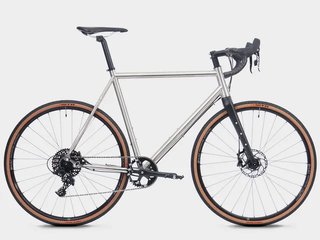 omnium-titanium-cxc-v-lo-gravel-cyclocross-complet-dropbar image 1