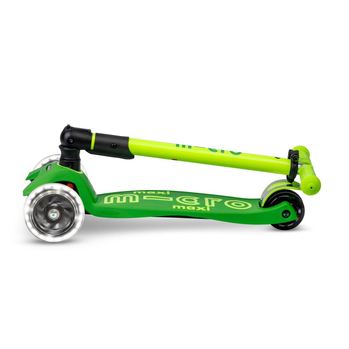 micro-maxi-micro-deluxe-pliable-led-vert-n-on-trottinette-3-roues-5-12-ans image 3