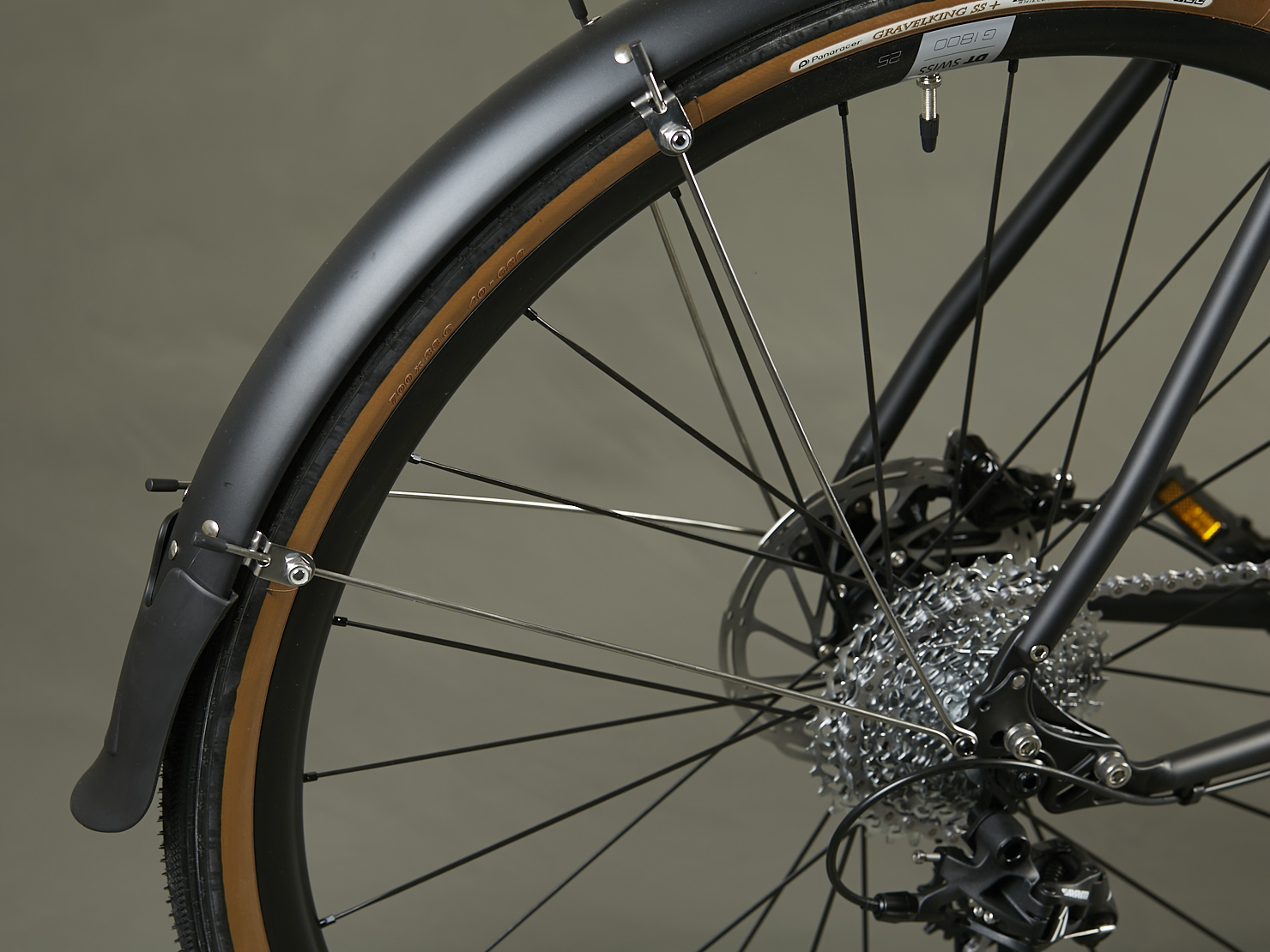 omnium-demo-cxc-v4-pirate-black-large-apex-1-v-lo-cargo image 6