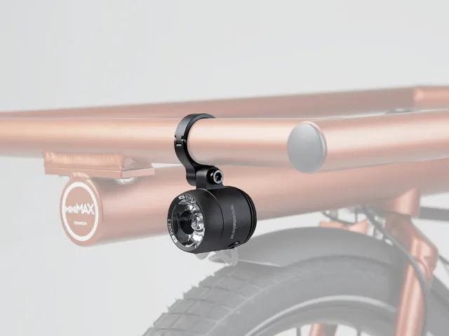 omnium-supernova-kit-clairage-e-bike image 1