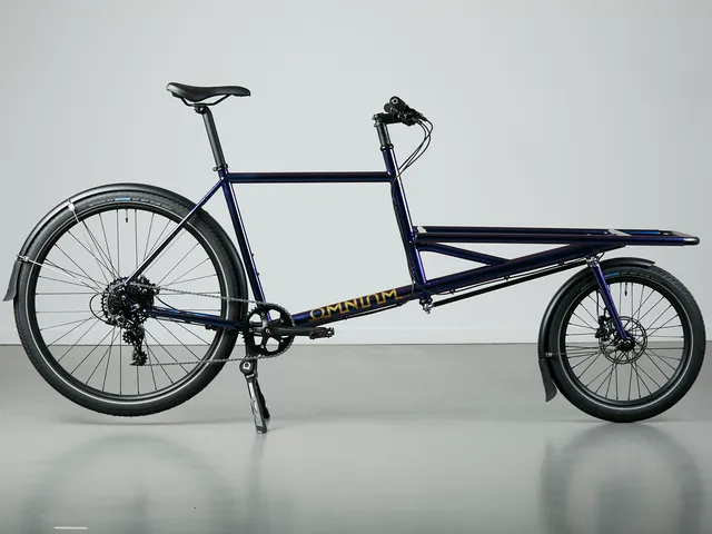 omnium-demo-cargo-blurple-medium-apex-v-lo-cargo-d-mo image 1