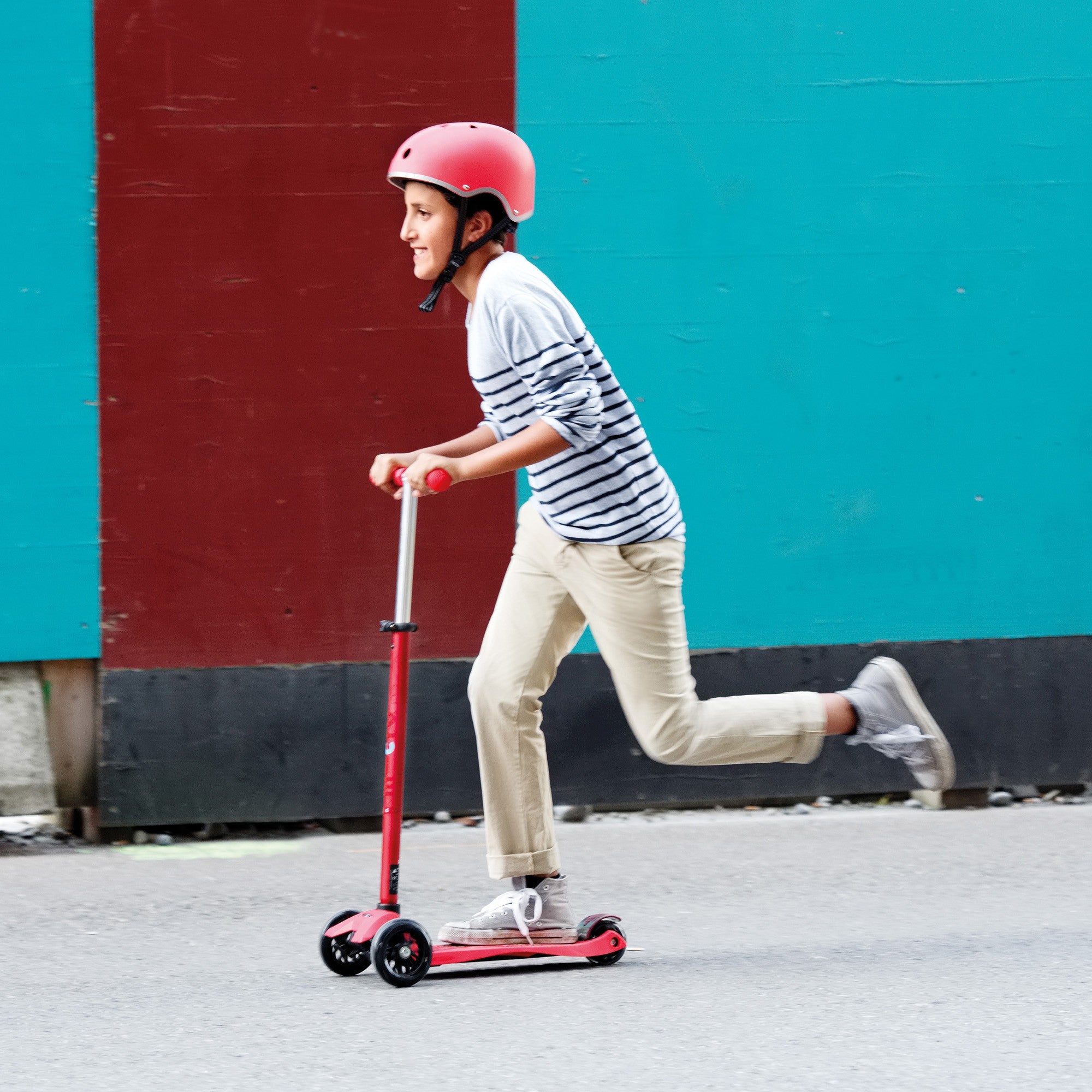 micro-trottinette-enfant-maxi-micro-deluxe-rouge image 5