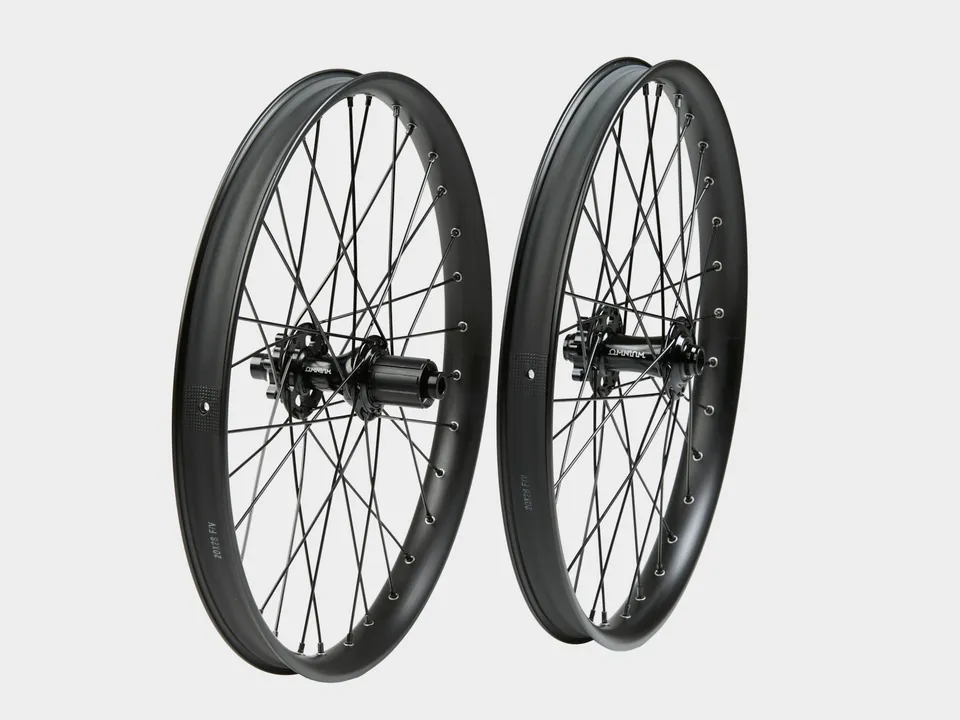 omnium-nano-kit-roues-bike-builder image 1