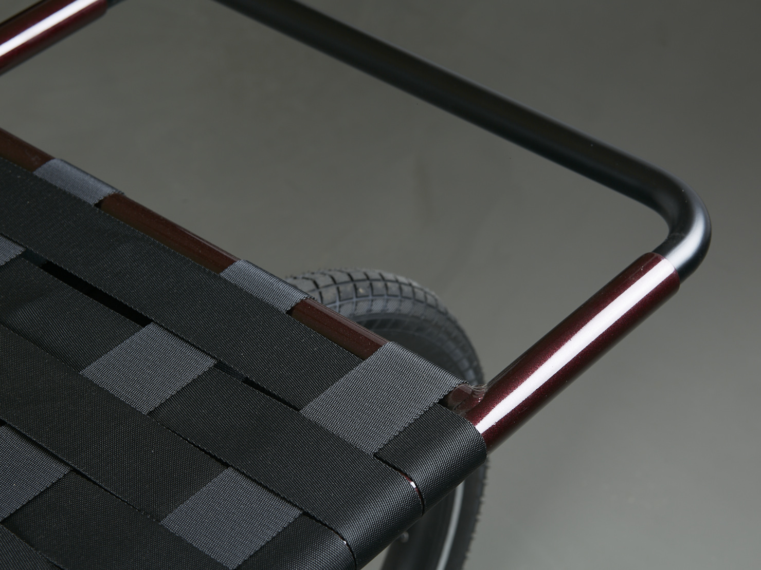 omnium-cargo-d-mo-diablo-red-xs-apex image 4