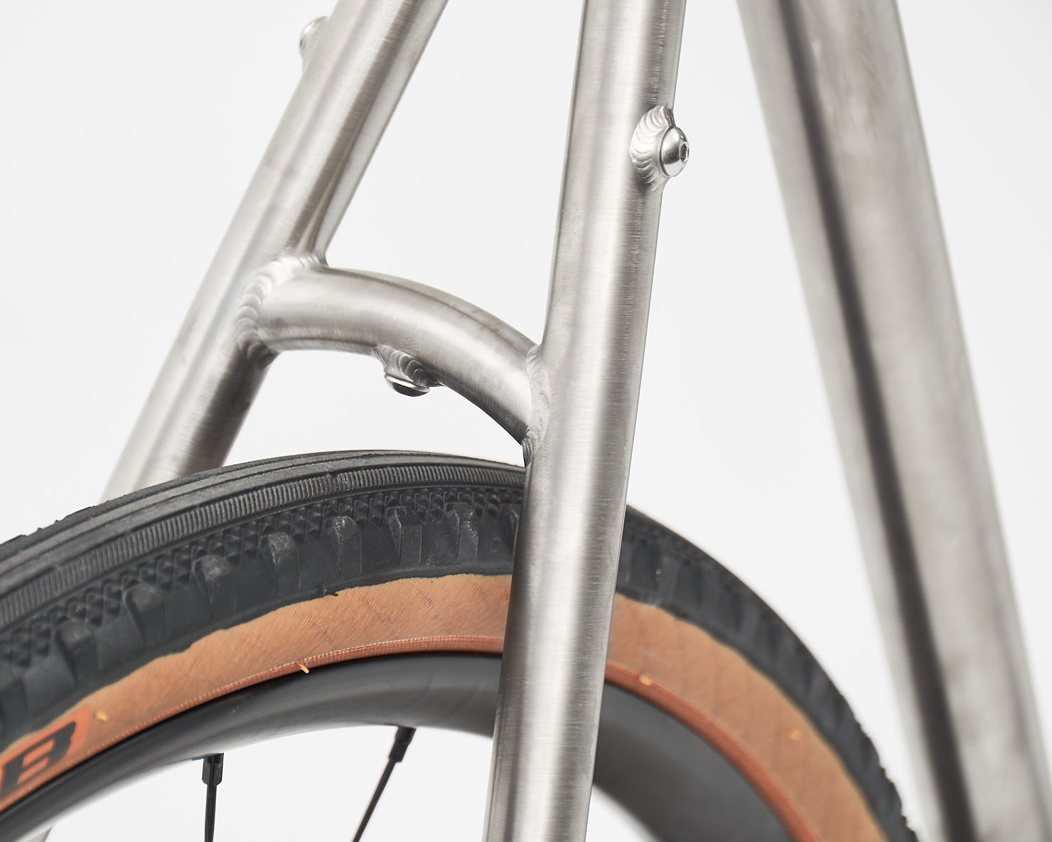 omnium-cxc-titanium-cadre-gravel-ville image 3