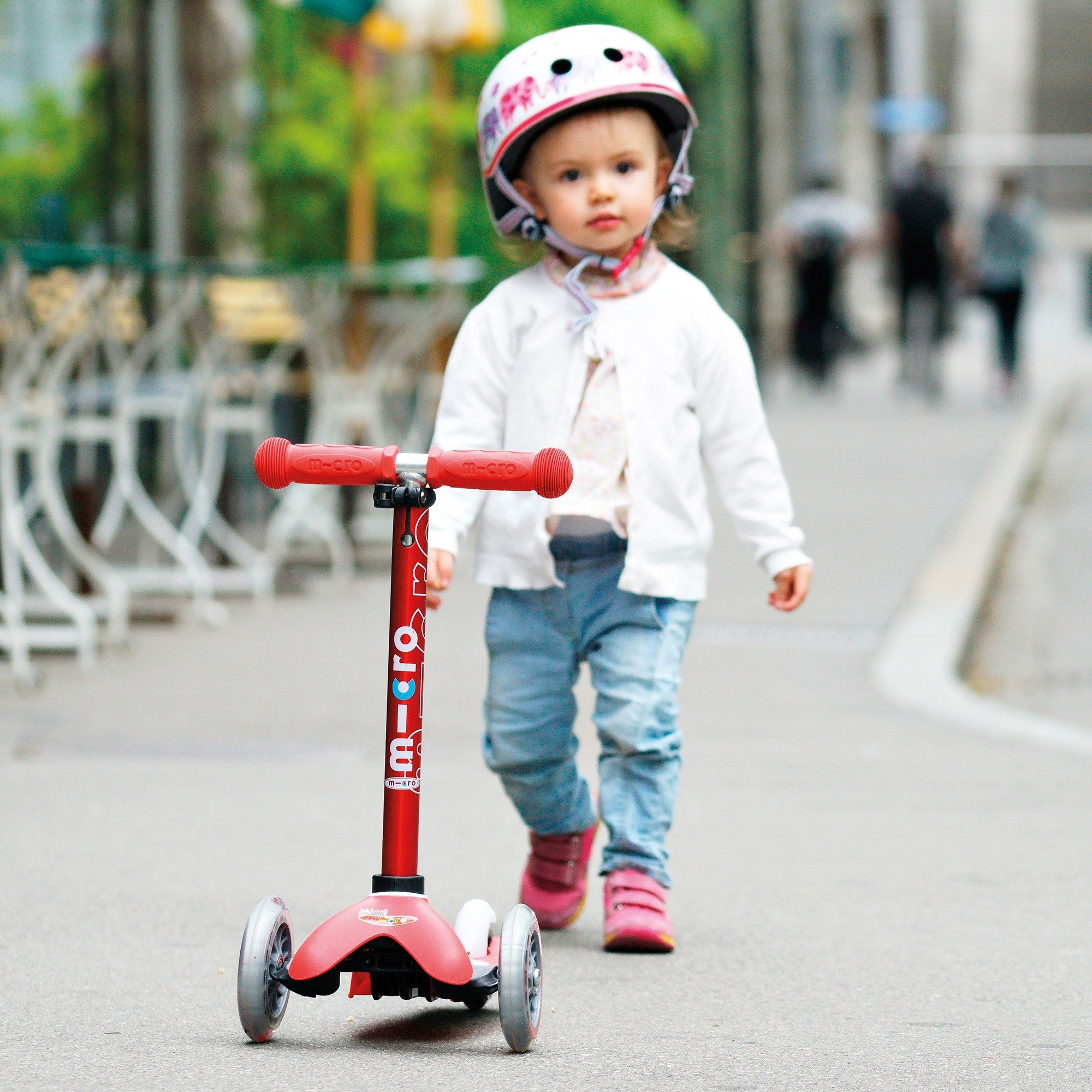 micro-mini-micro-deluxe-trottinette-enfant-rouge image 7