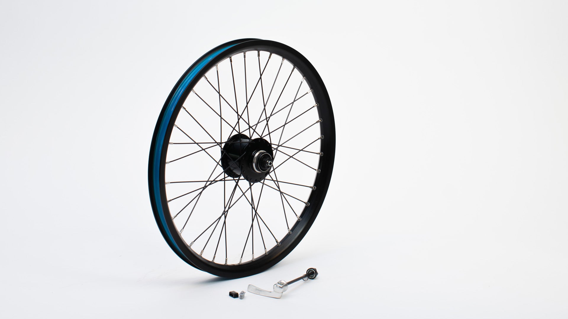larry-vs-harry-roue-avant-dynamo-alfine-dh-s501-jante-fr32 image 1