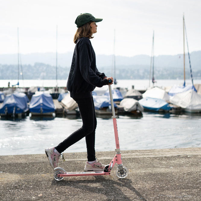 micro-sprite-led-rose-n-on-trottinette-2-roues-pliable-100-kg image 7