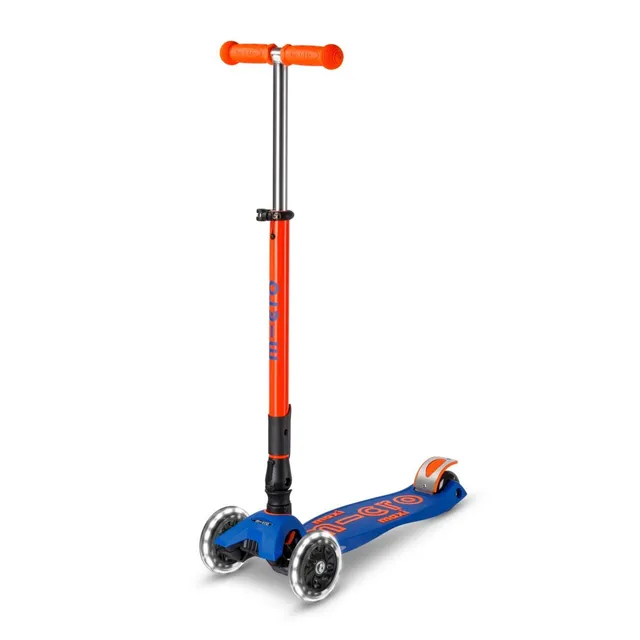 micro-maxi-micro-deluxe-pliable-led-trottinette-3-roues-bleu-n-on image 1