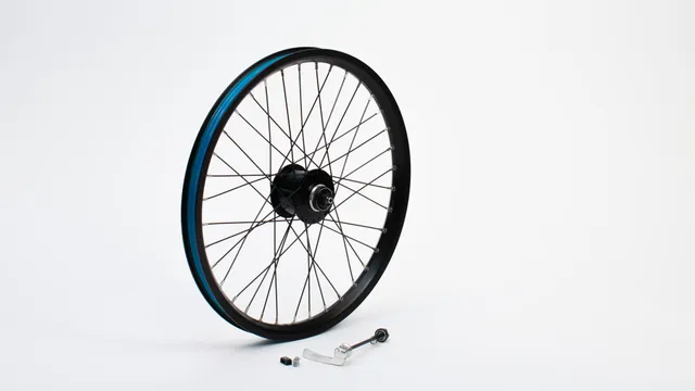 larry-vs-harry-roue-avant-dynamo-alfine-dh-s501-jante-fr32 image 1